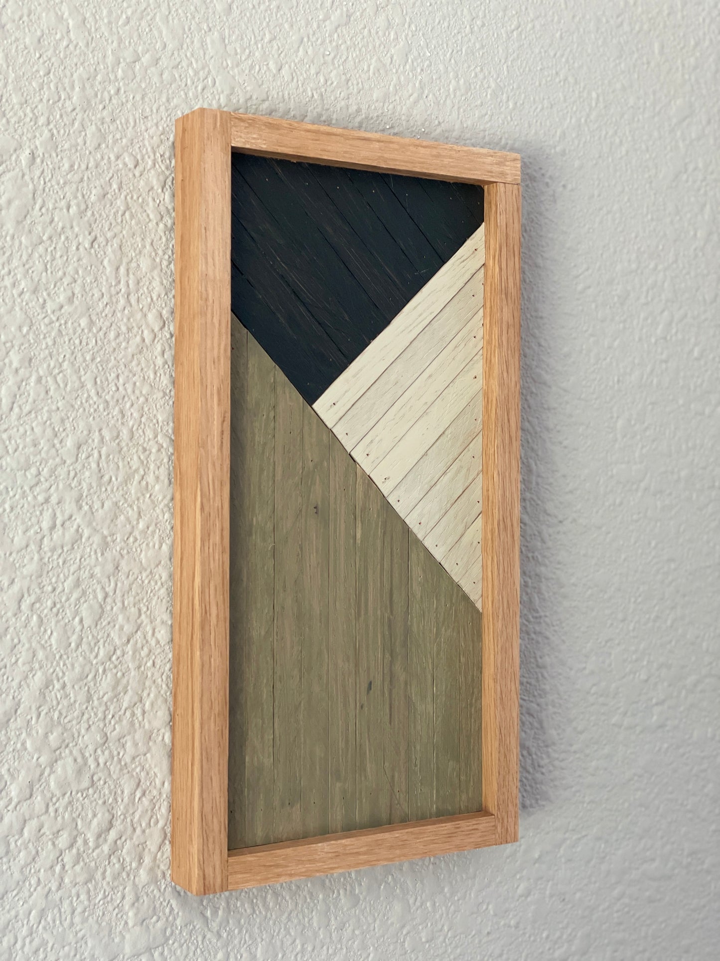 Mini Modern Minimalist | 001